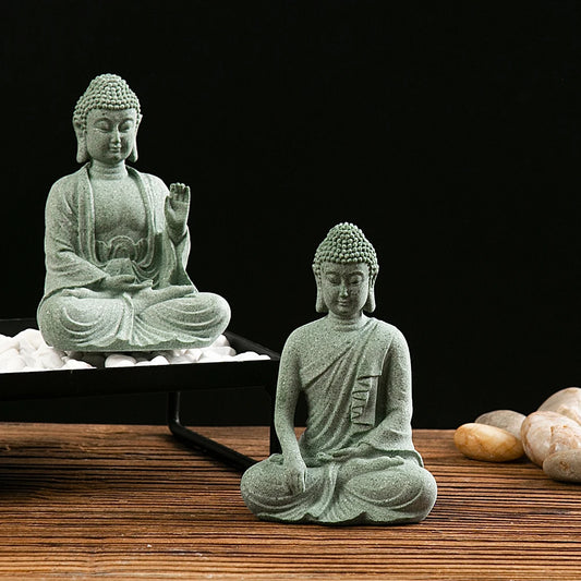 Estatua Buddha pequeña para decoración Zen