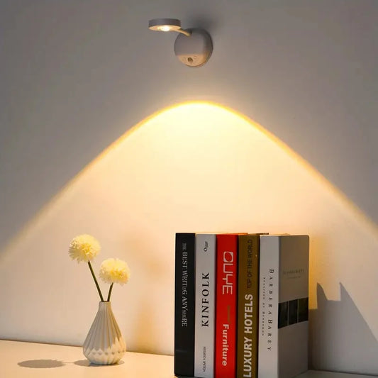Lámpara LED de pared giratoria 180° con sensor de movimiento y 3 niveles de brillo