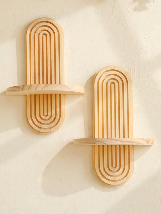 Estante de pared de madera estilo boho con diseño geométrico para decoración moderna
